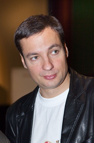 Павел  Санаев