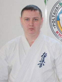 Олег Юрьевич   Захаров
